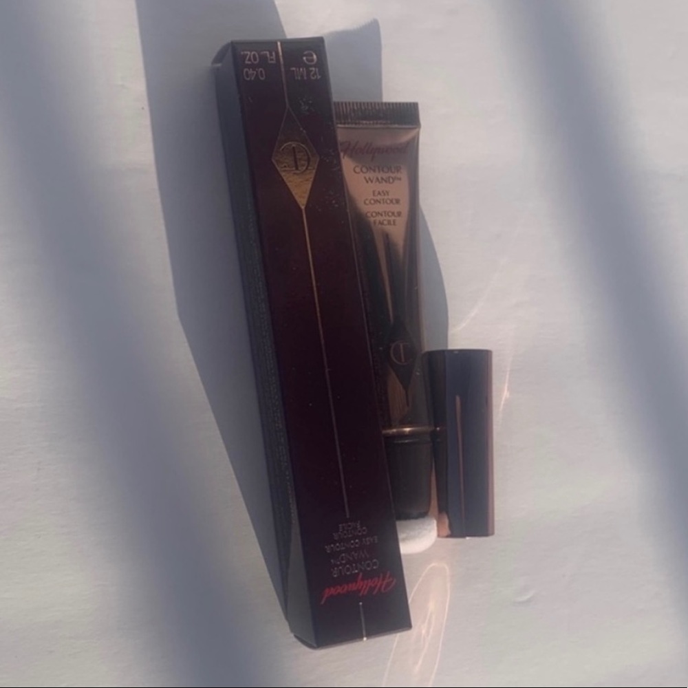 BRAND NEW! Charlotte Tilbury Contour Wand!